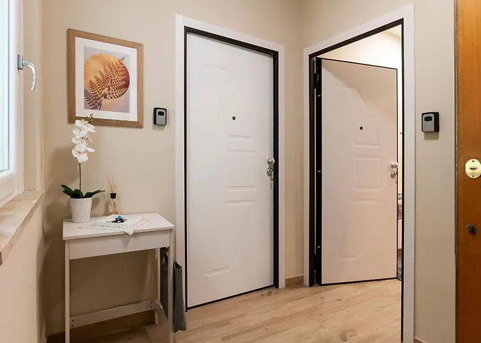 Elegant Comfy Three-rooms In Eur With Parking * רומא