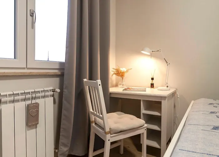 דירה Elegant Comfy Three-rooms In Eur With Parking רומא