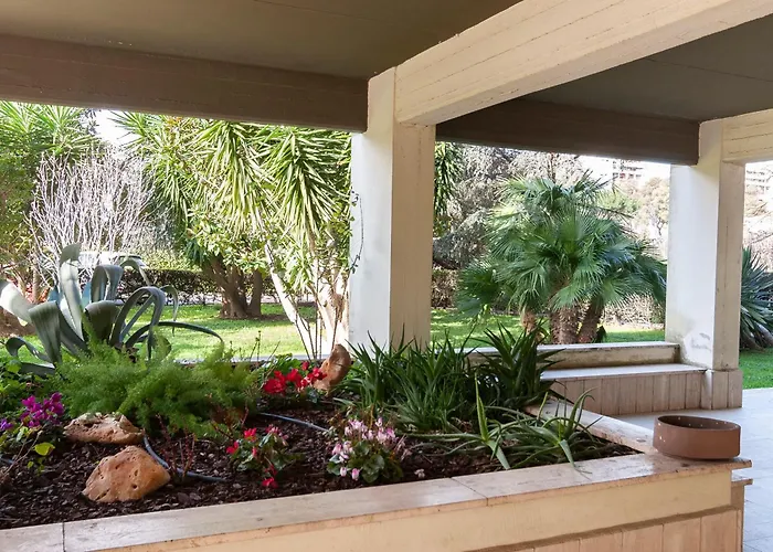 Elegant Comfy Three-rooms In Eur With Parking רומא