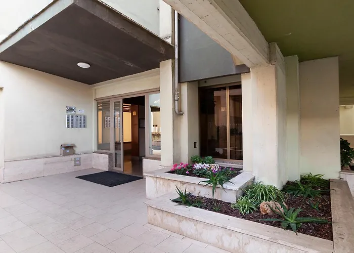 דירה Elegant Comfy Three-rooms In Eur With Parking